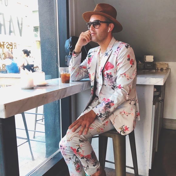 Meet your Posher, Josh - Picture 3 of 4